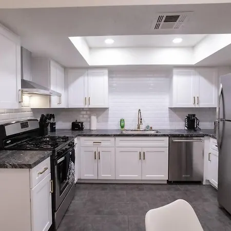 2 Bedroom Close To Las Vegas Strip Exterior photo